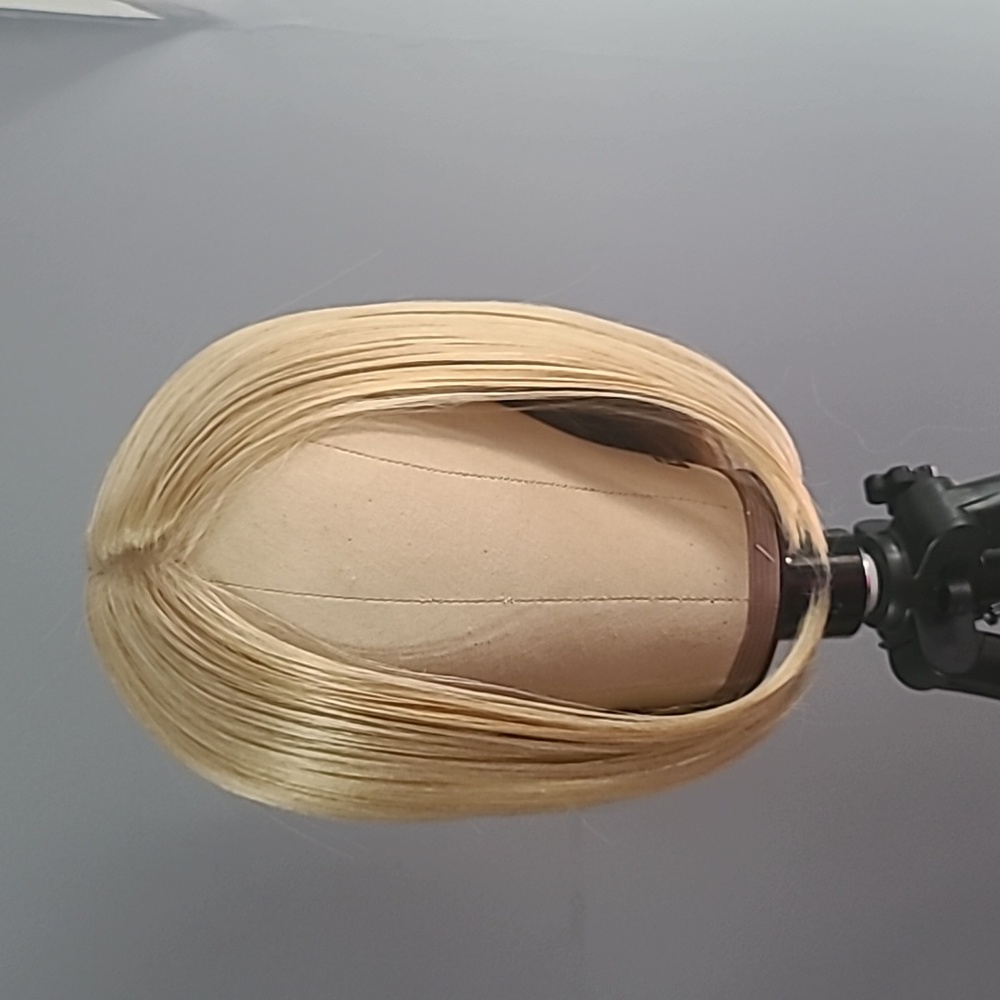 Synthetic straight short 27 wig